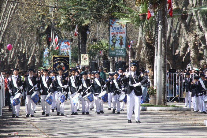 DESFILE: 14 de Septiembre.-