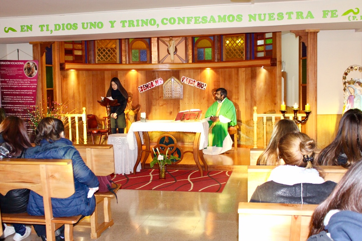 EUCARISTÍA 3° MEDIO ENFERMERÍA – 27 DE JUNIO DE 2018