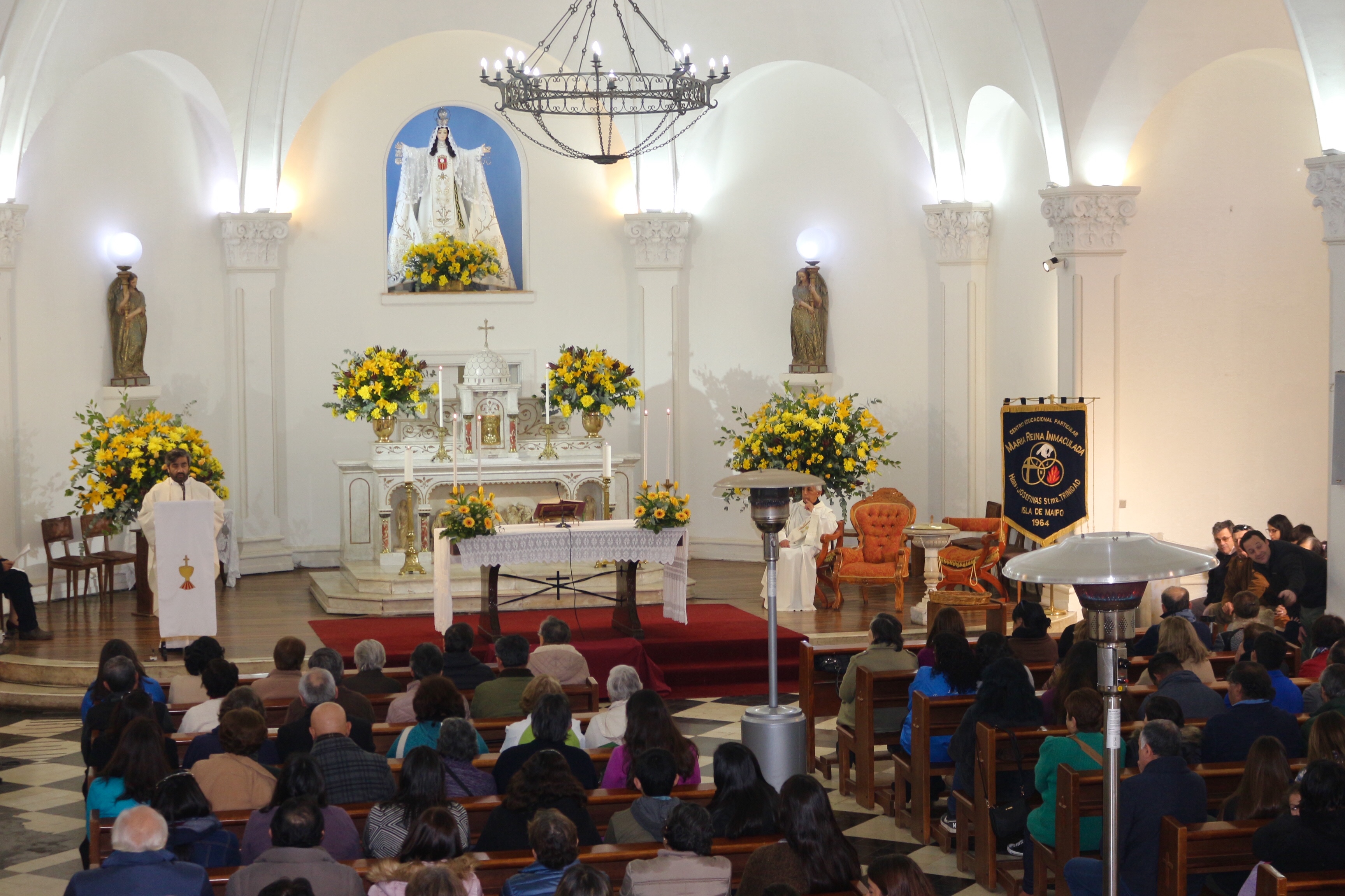 EUCARISTÍA DE LA SANTÍSIMA TRINIDAD – 18 DE JUNIO DE 2019
