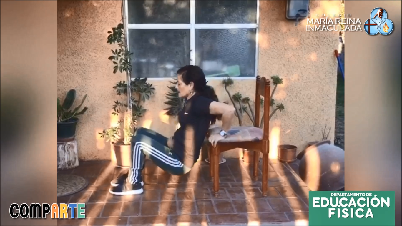 ENTRENAMIENTO CON EL DEPARTAMENTO DE EDUCACIÓN FÍSICA