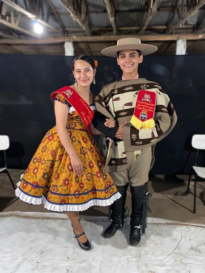 FELICITACIONES AL CAMPEÓN REGIONAL DE CUECA