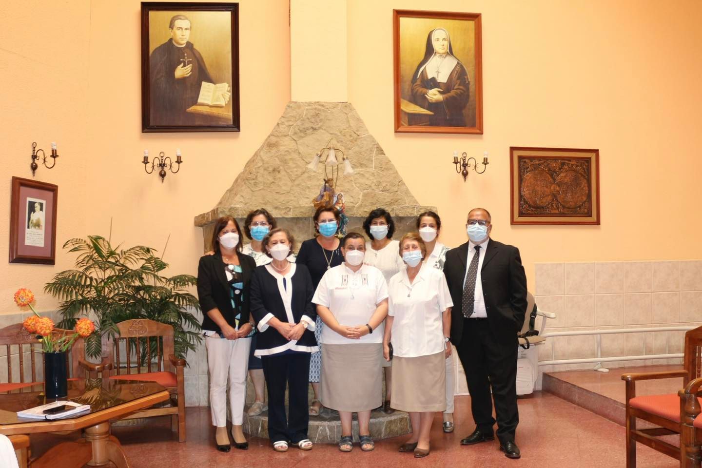 HERMANAS REPRESENTANTES DEL GOBIERNO GENERAL VISITAN NUESTRO COLEGIO