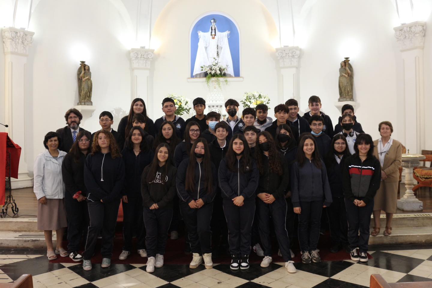 EUCARISTÍA 8vo BÁSICO B