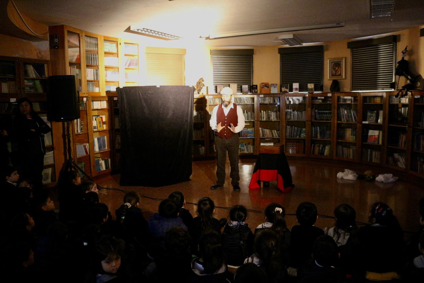 TEATRO PARA NUESTROS ESTUDIANTES