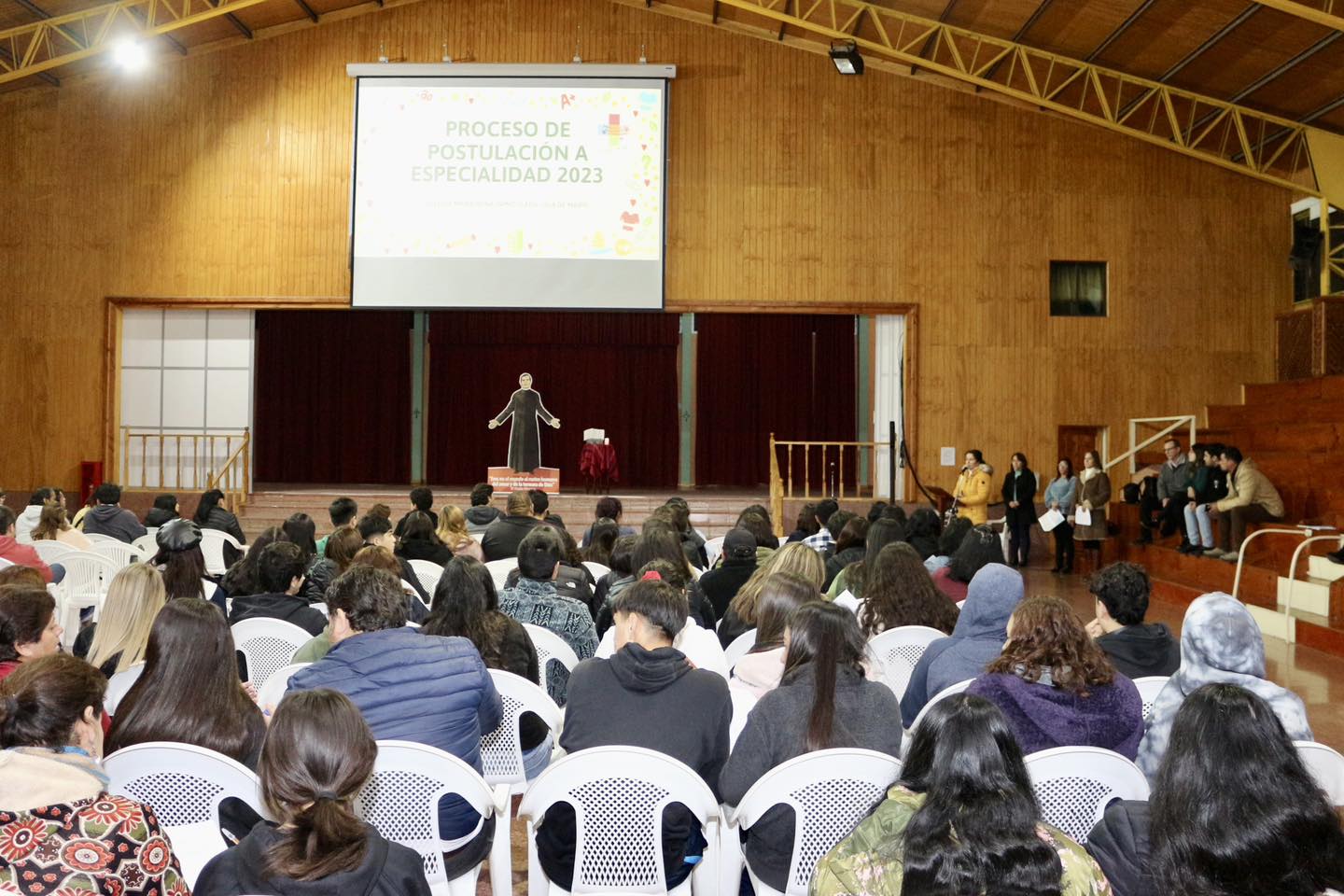 CHARLA PROCESO DE POSTULACIÓN A ESPECIALIDADES 2023