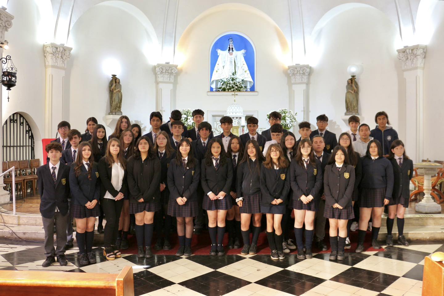 EUCARISTÍA 8vos BÁSICOS